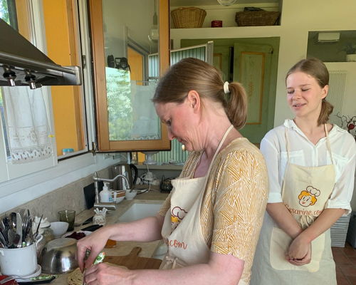Cooking classes Pesaro: Cooking lesson on how to make flaky piadina
