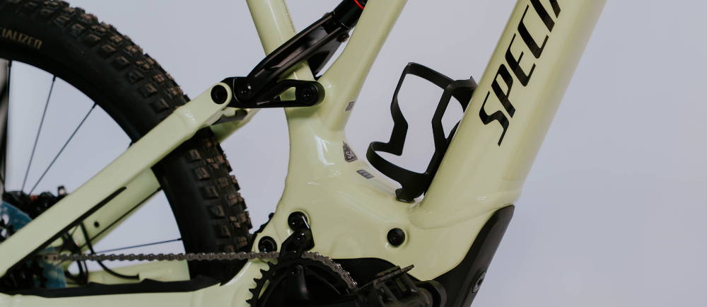 An E-MTB close up of the drivetrain