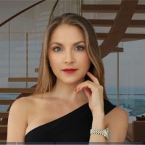 Angela  Aristizabal