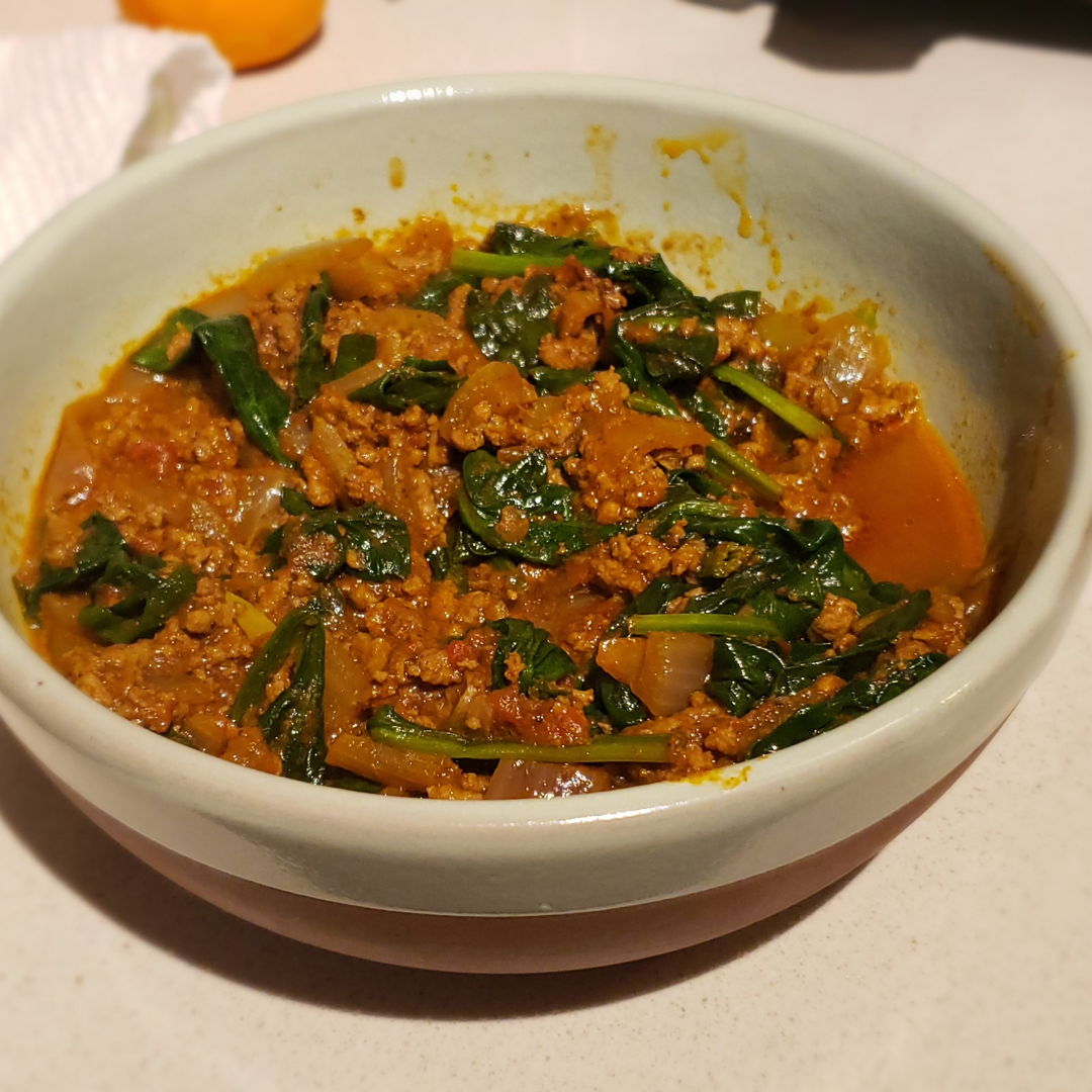 Minced beef and spinach keema curry