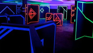 bg lasertag erlebnis gmbh frankfurt arena hindernisse