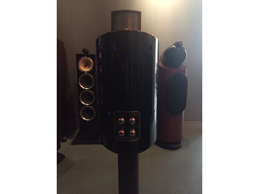 Bowers and Wilkins 805 D2