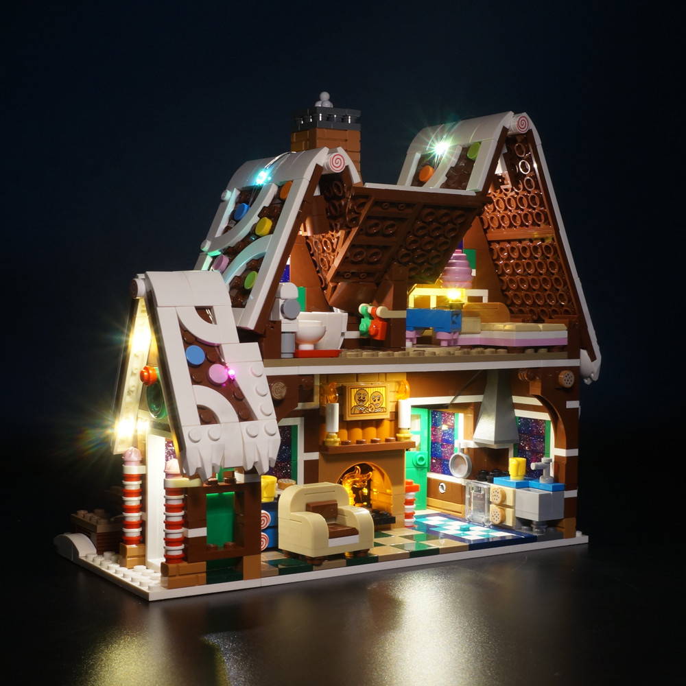 LEGO Gingerbread House 10267