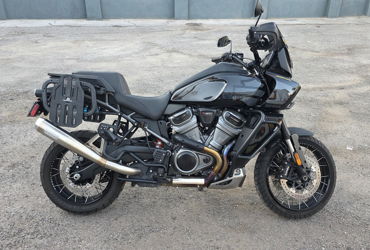 2024 HARLEY-DAVIDSON PAN AMERICA 1250 SPECIAL motorcycle for rent near Las Vegas, NV
