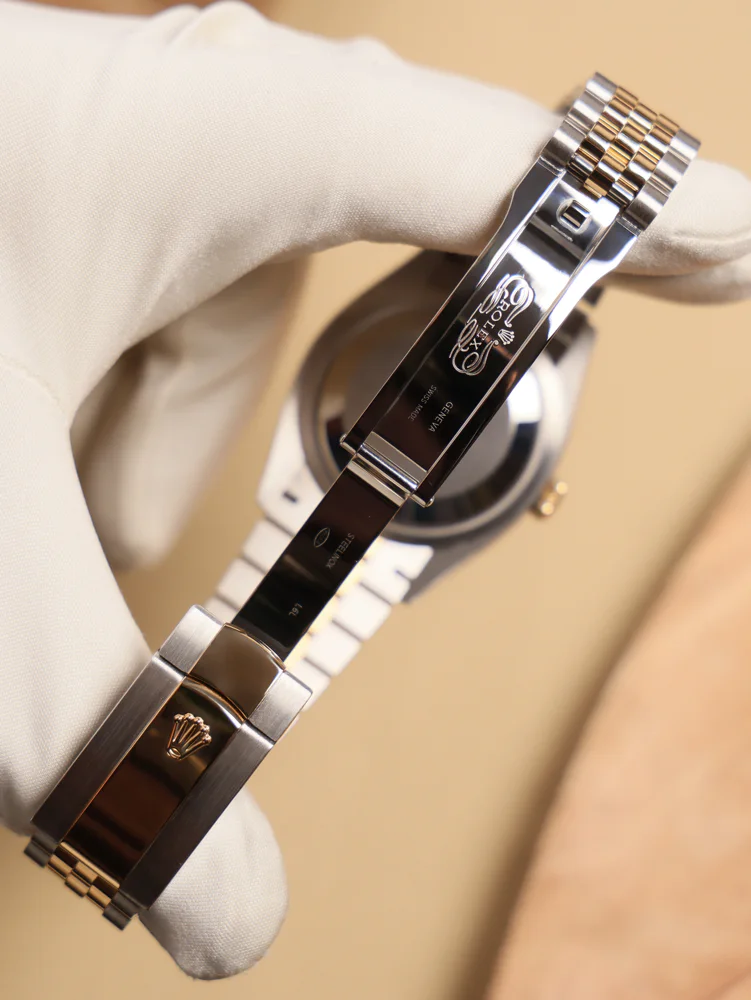 Champagne Motif Diamond Dial Diamond Bezel Jubilee Bracelet