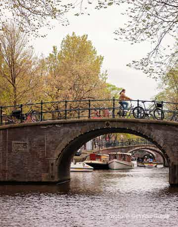 Enjoy Amsterdam from the canals 