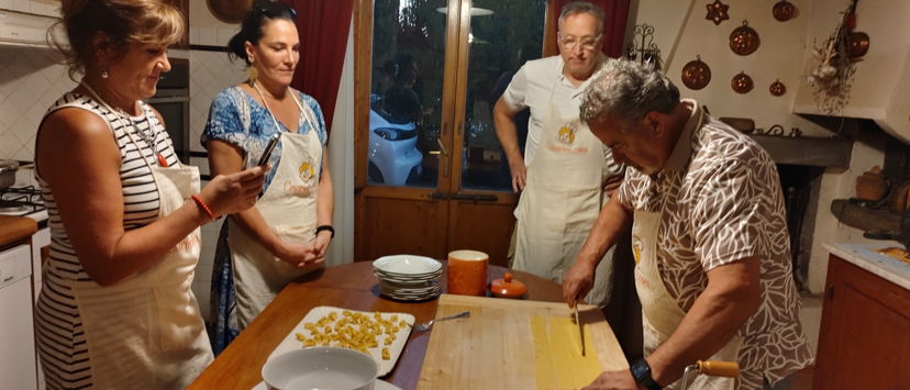 Cooking classes Pistoia: Small group cooking class 2 pasta recipes,tiramisù,aperitivo