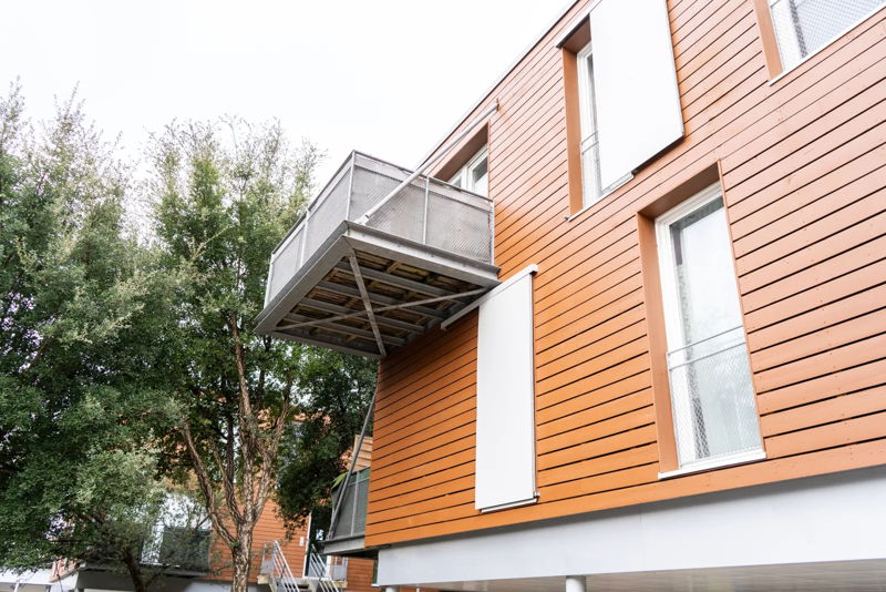 Bardage bois sur une façade rénovée