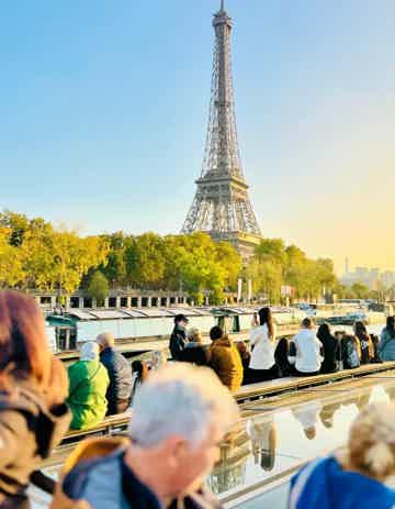 Watch the Eiffel tower illuminated 