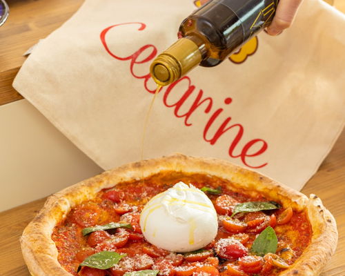 Corsi di cucina Sorrento: Un viaggio nel gusto: l'arte della pizza campana