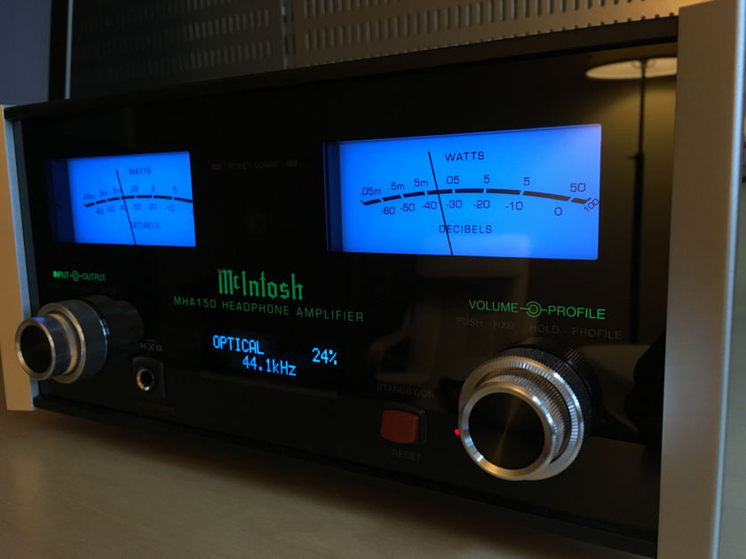 McIntosh MHA150 Mint Condition - Includes Shipping and Paypal