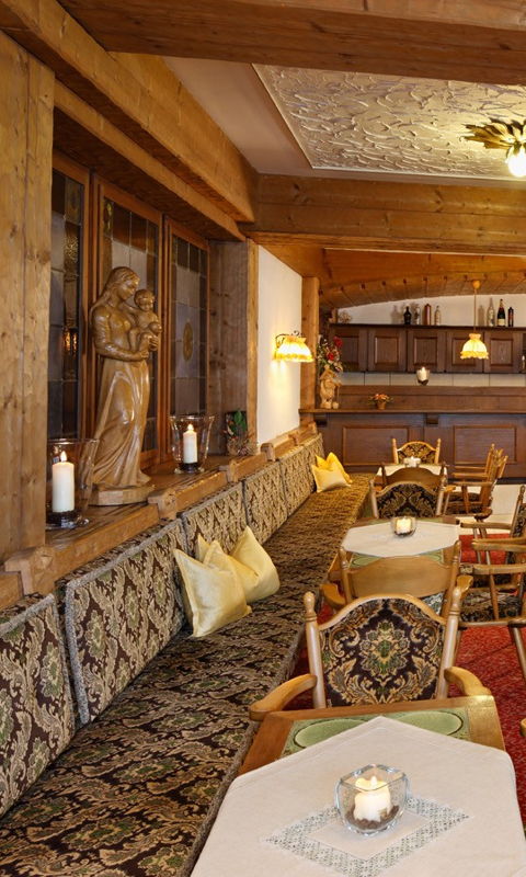 Gemütlicher Gastraum im Appartmenthaus