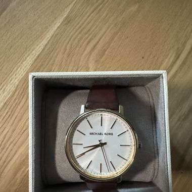 Michael Kors Watch Leather Strap