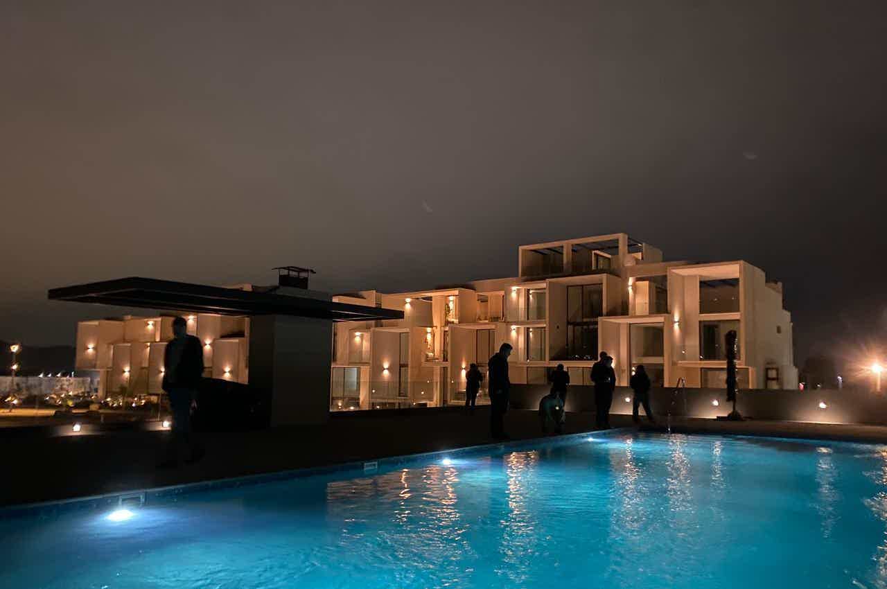 Exterior Edificio Piscina