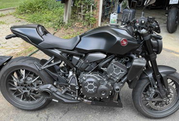 2023 HONDA CB1000R BLACK EDITION motorcycle for rent near Fairfax, VA