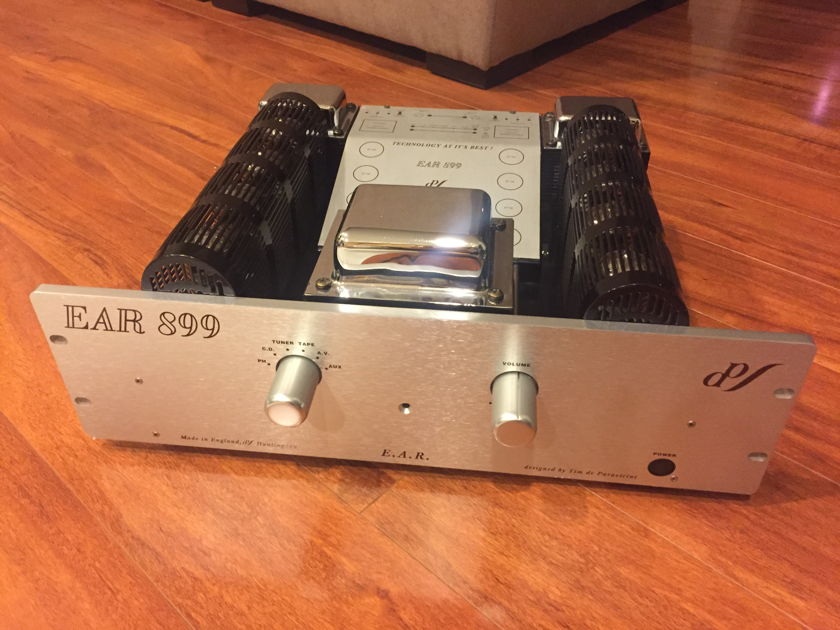EAR 899 Integrated Amplifier