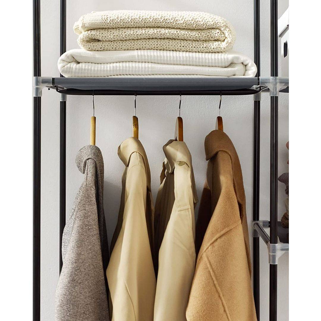 Portable closet with hanging rods