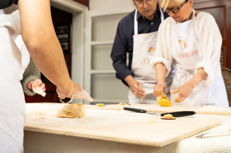 Steal the secrets of Bologna's most iconic pasta, learn how to make the perfect Tortellino and taste your creations. 