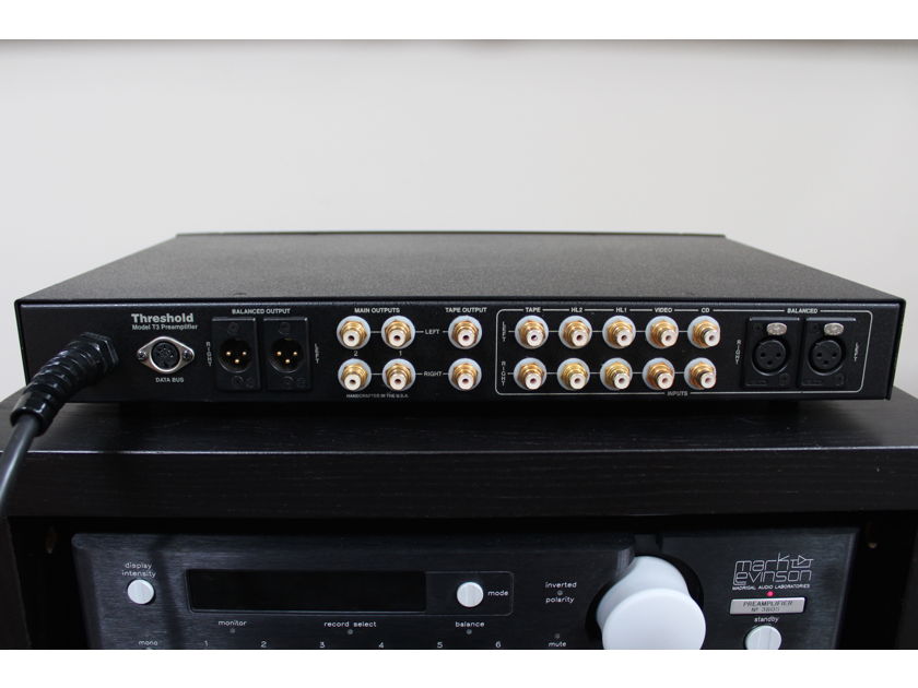 Threshold T3 stereo line stage preamplifier with remote