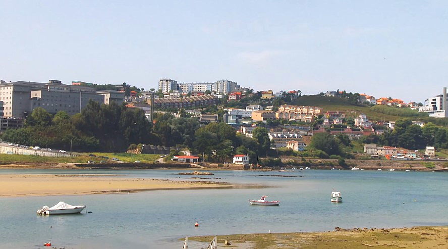  La Coruña, Espagne
- Playa Santa Cristina coruña 2.jpg