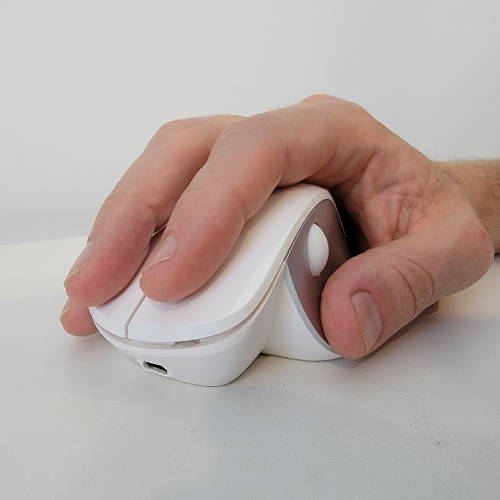 Carpal tunnel syndrome computer mouse