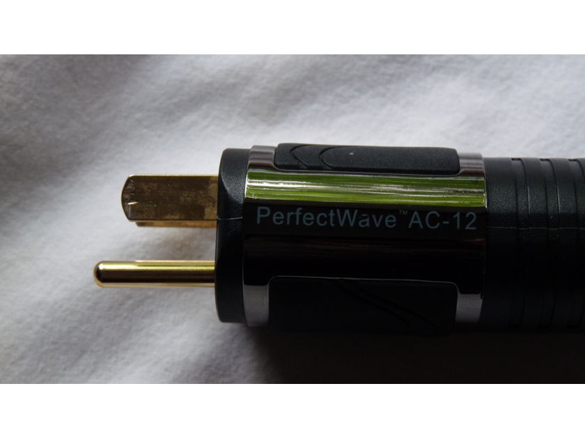 PS Audio AC-12 Pefect Wave power cable 2 meter