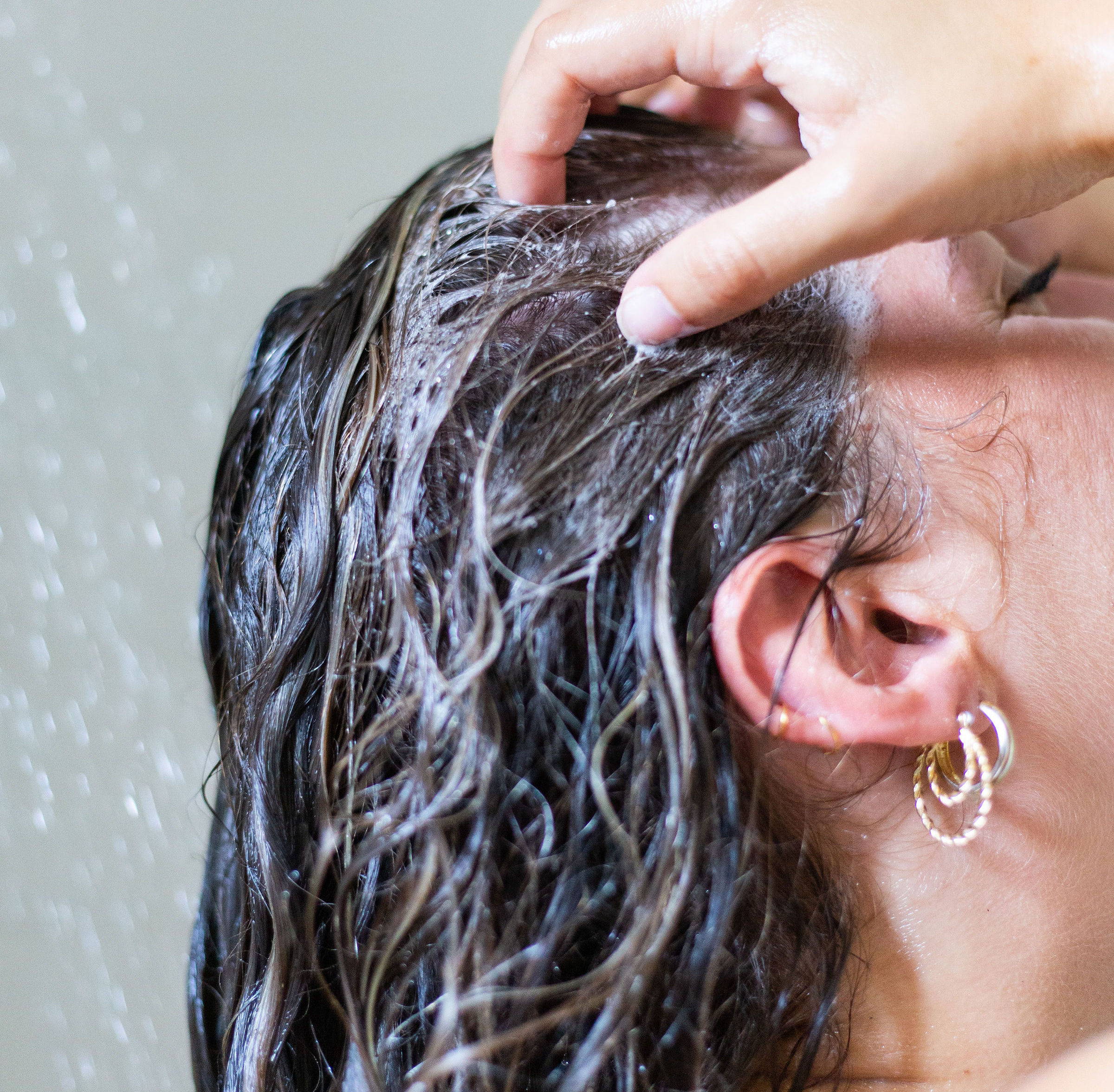 Wet hair Davines shampoo shower