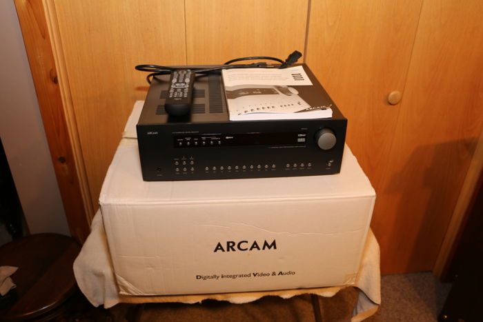 Arcam AVR-300 Seven channel receiver