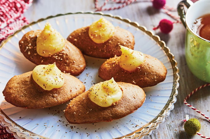 Eggnog Madeleines
