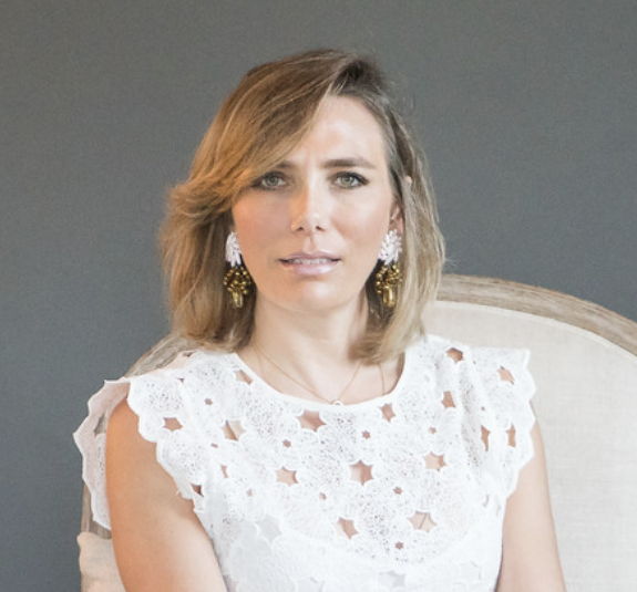 photo of agent, Lourdes Poucel