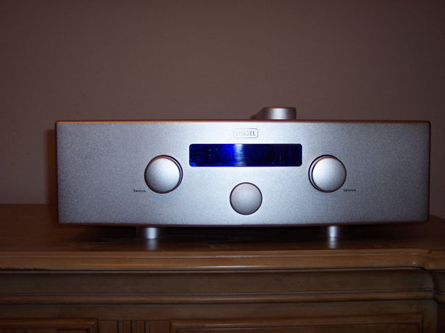 Hegel  H200 Integrated Amplifier- Absolute Sounds 2011 ...