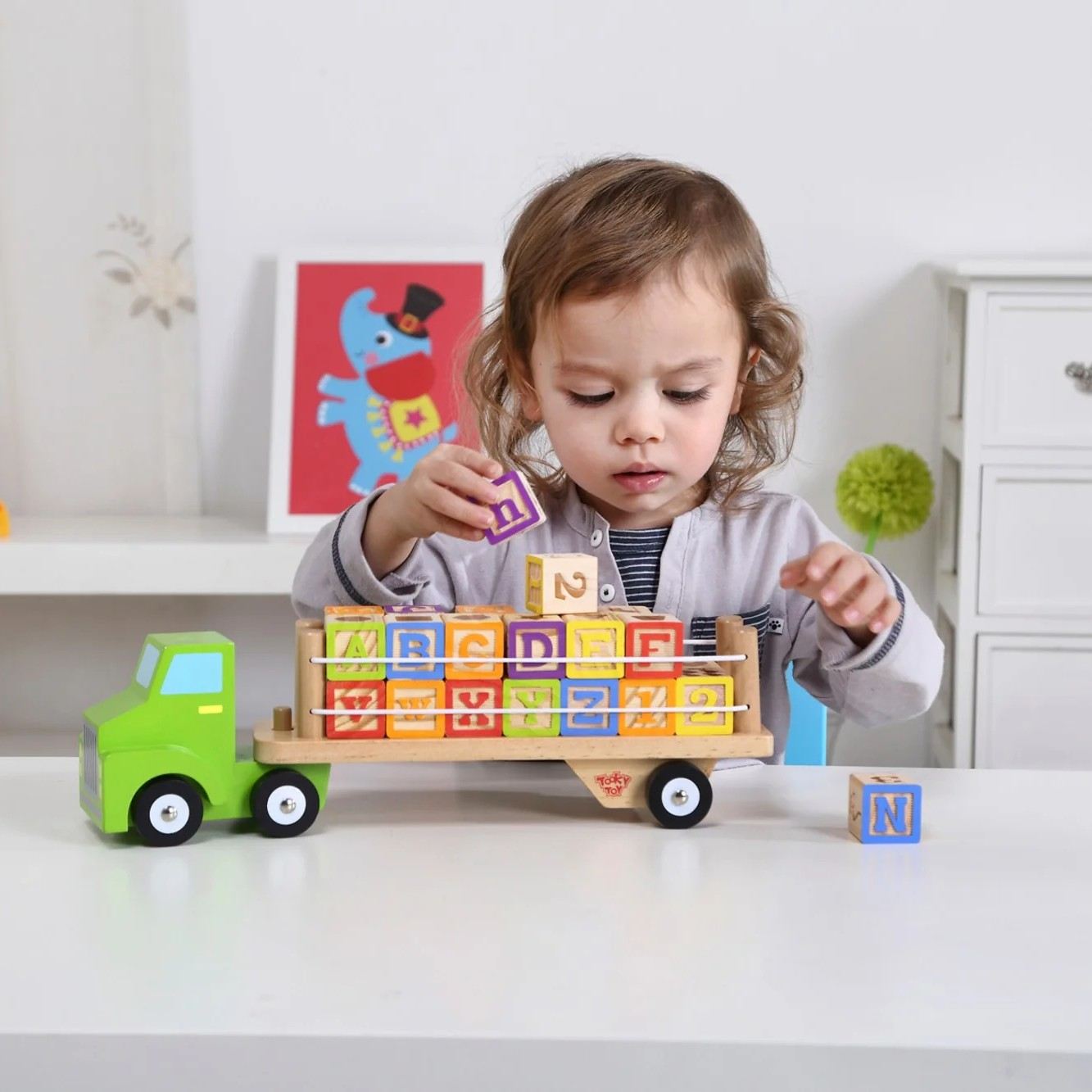 Learning toy Truck: Wooden kids alphabet and numbers toy truck - Image 2