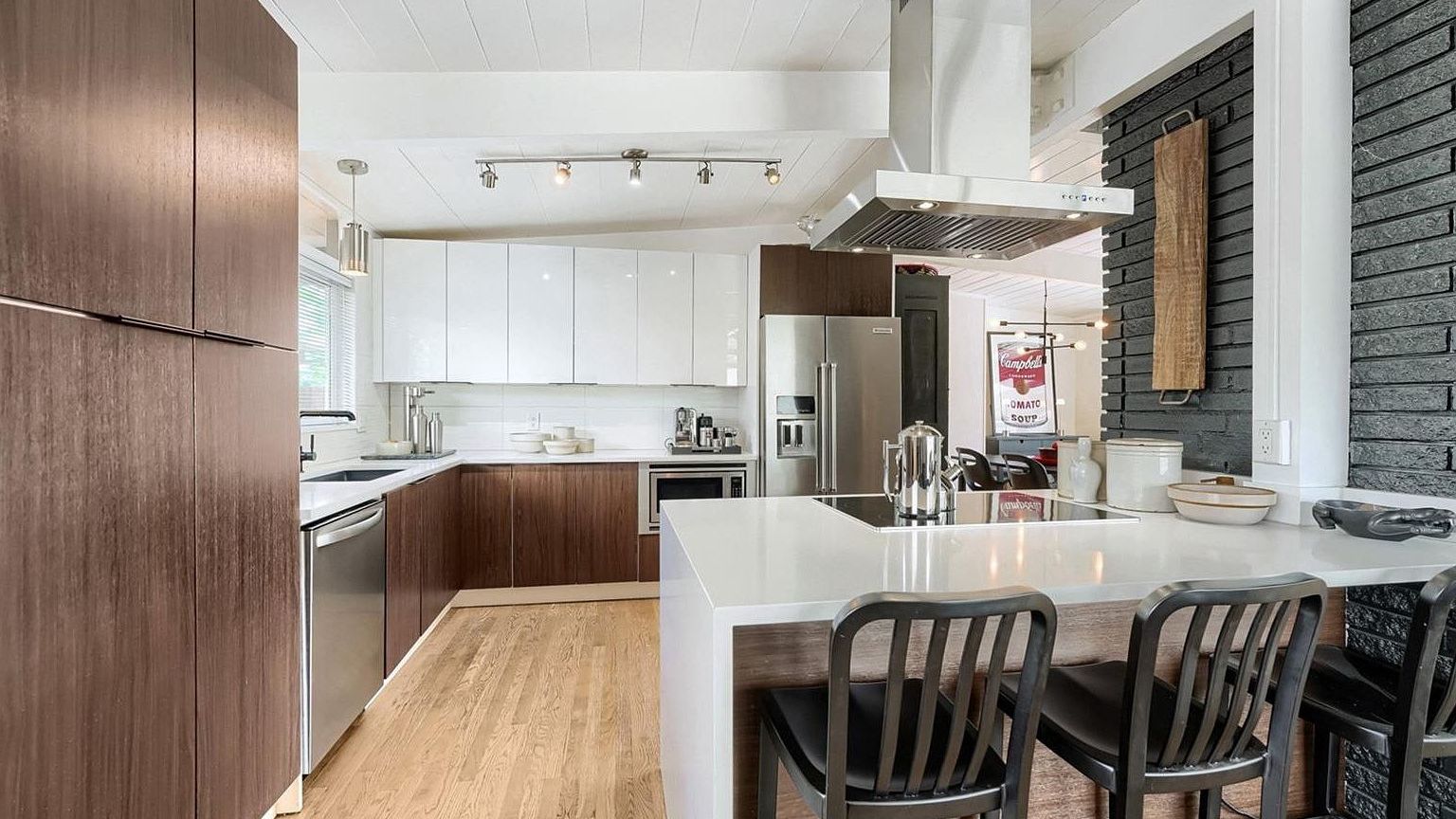 Slideshow image