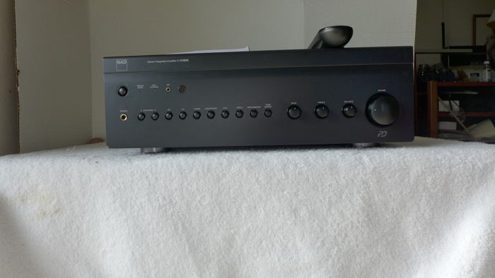 NAD C375BEE 150 WPC INT. AMPLIFIER