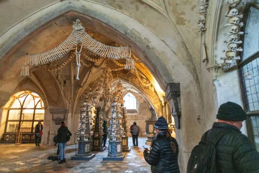 From Prague: 6,5-hours Kutná Hora, St. Barbara´s Cathedral, Sedlec Ossuary - photo 2
