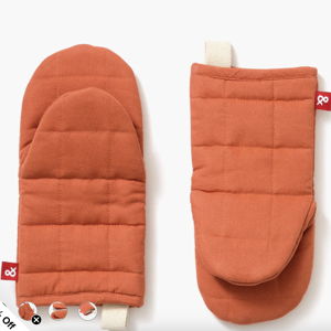 Paprika Red Oven Mitts by Hedley & Bennett | High-Quality Kitchen Gear | Hedley & Bennett