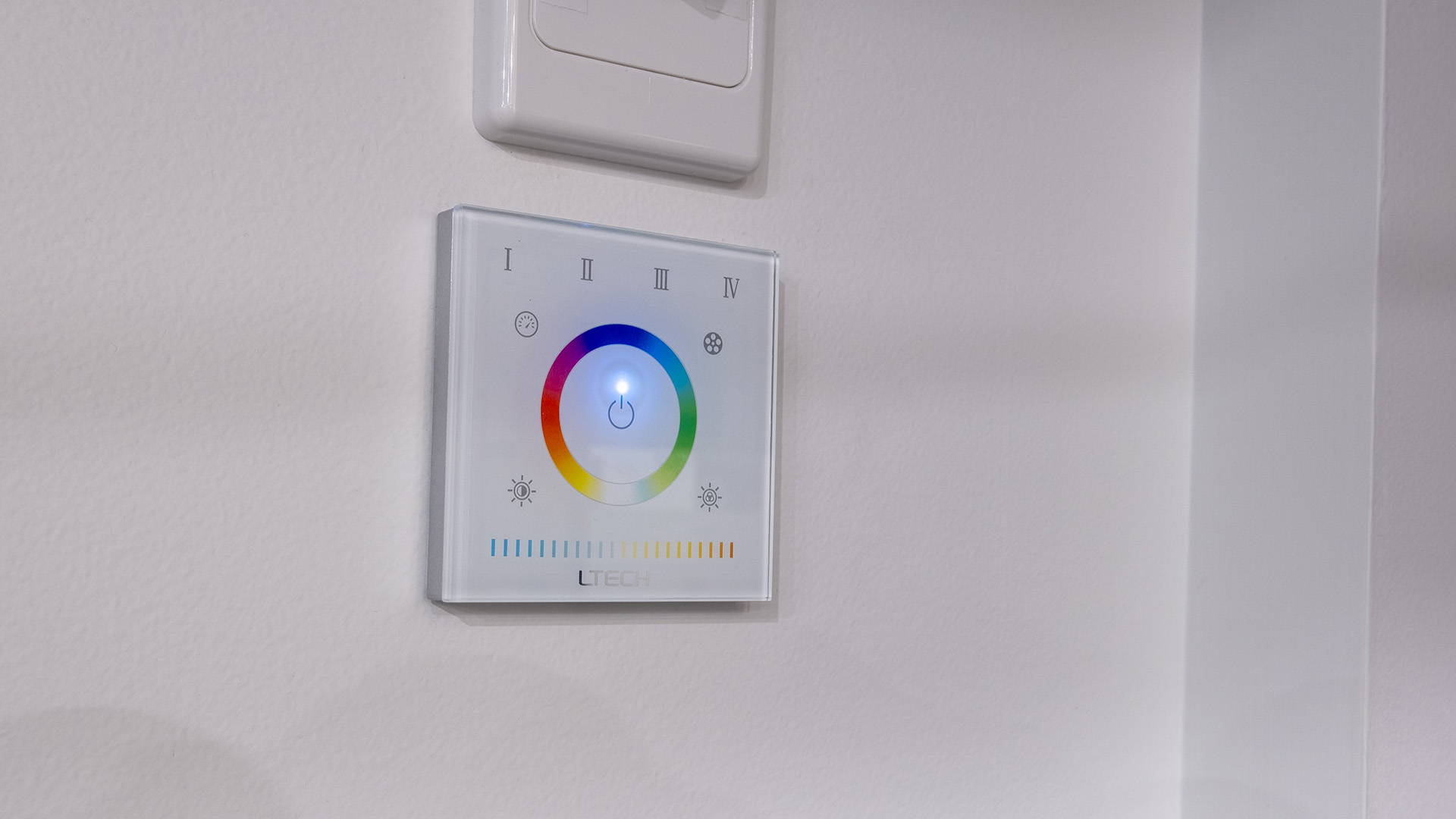 Havit Lighting LED Strip - LED Strip Lighting by Havit - LED Aluminium Profiles Lighting by Havit - LED RGB Touch Panel Controller Lighting