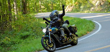 2022 KAWASAKI VULCAN 900 CUSTOM motorcycle for rent near Orlando, FL