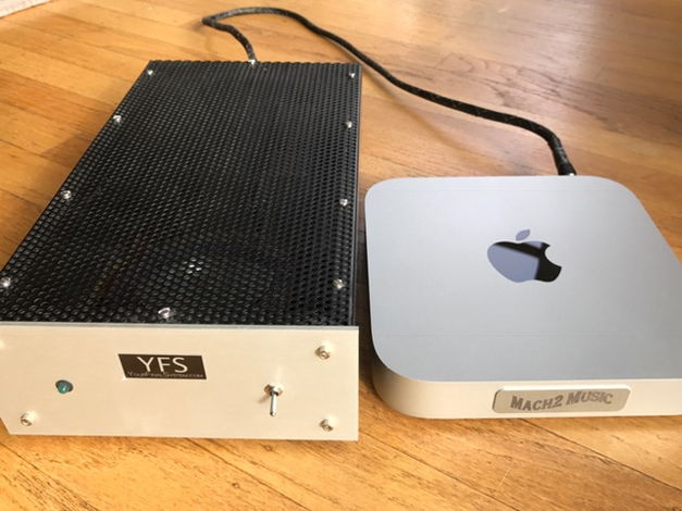 Apple Mac Mini with YFS PS-12m linear power supply