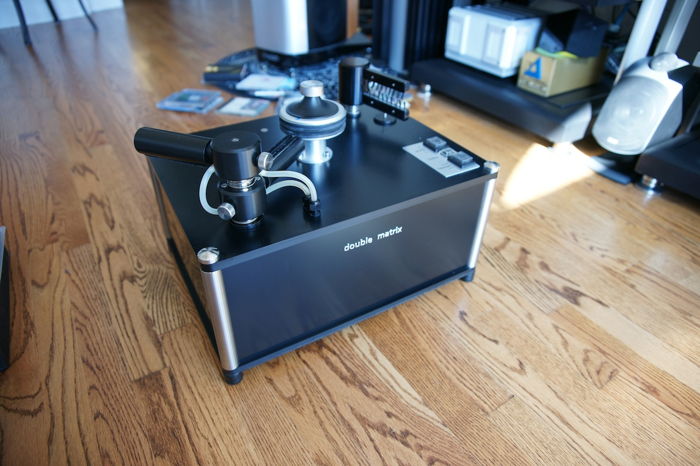 Clearaudio  Double Matrix Record  Cleaning Machine