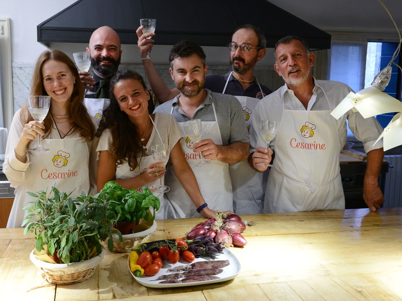 Food & Wine Tours Venice: Rialto Market Tour and Cooking Class in a local palace