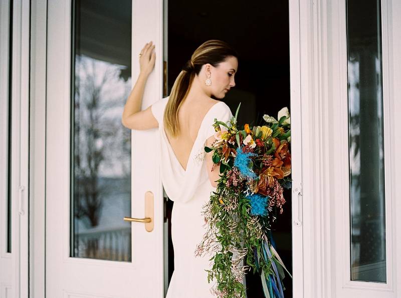cascade bouquet