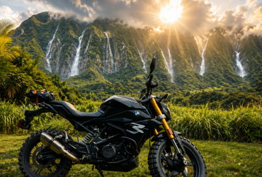2023 BMW G 310 R motorcycle for rent near Honolulu, HI