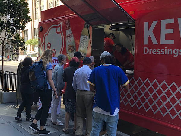 Customers lined up in San Francisco Financial district