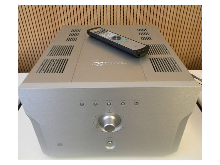 Esoteric A-100  Rare tube  amplifier