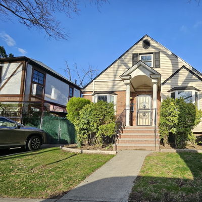 77-07 168 STREET FULL HOUSE FOR RENT