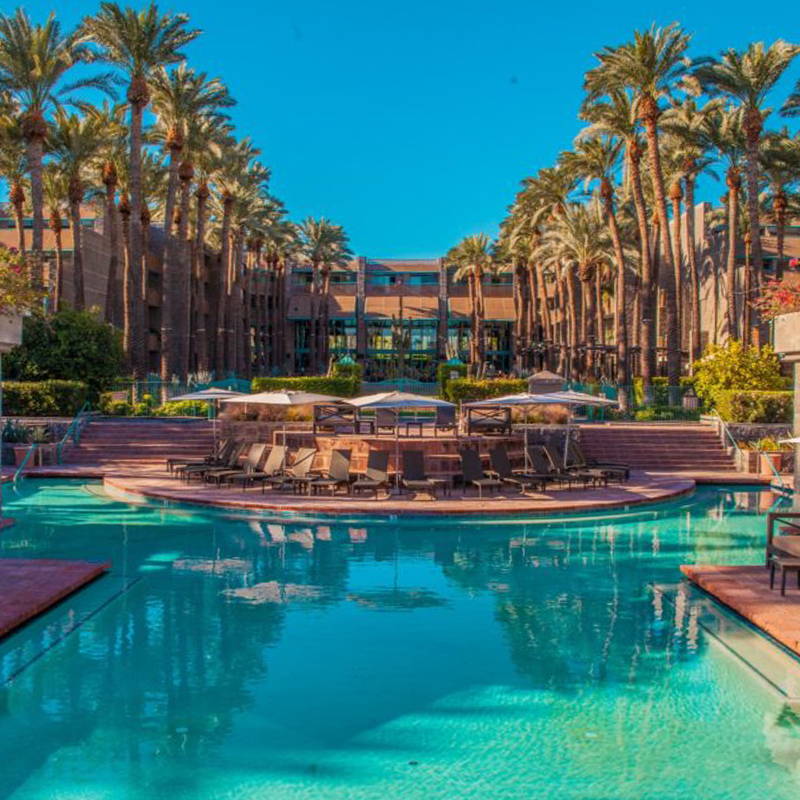 picture of the pool at the Hyatt Regency in Scottsdale