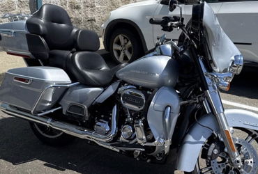 2020 HARLEY-DAVIDSON ULTRA LIMITED motorcycle for rent near Redmond, WA