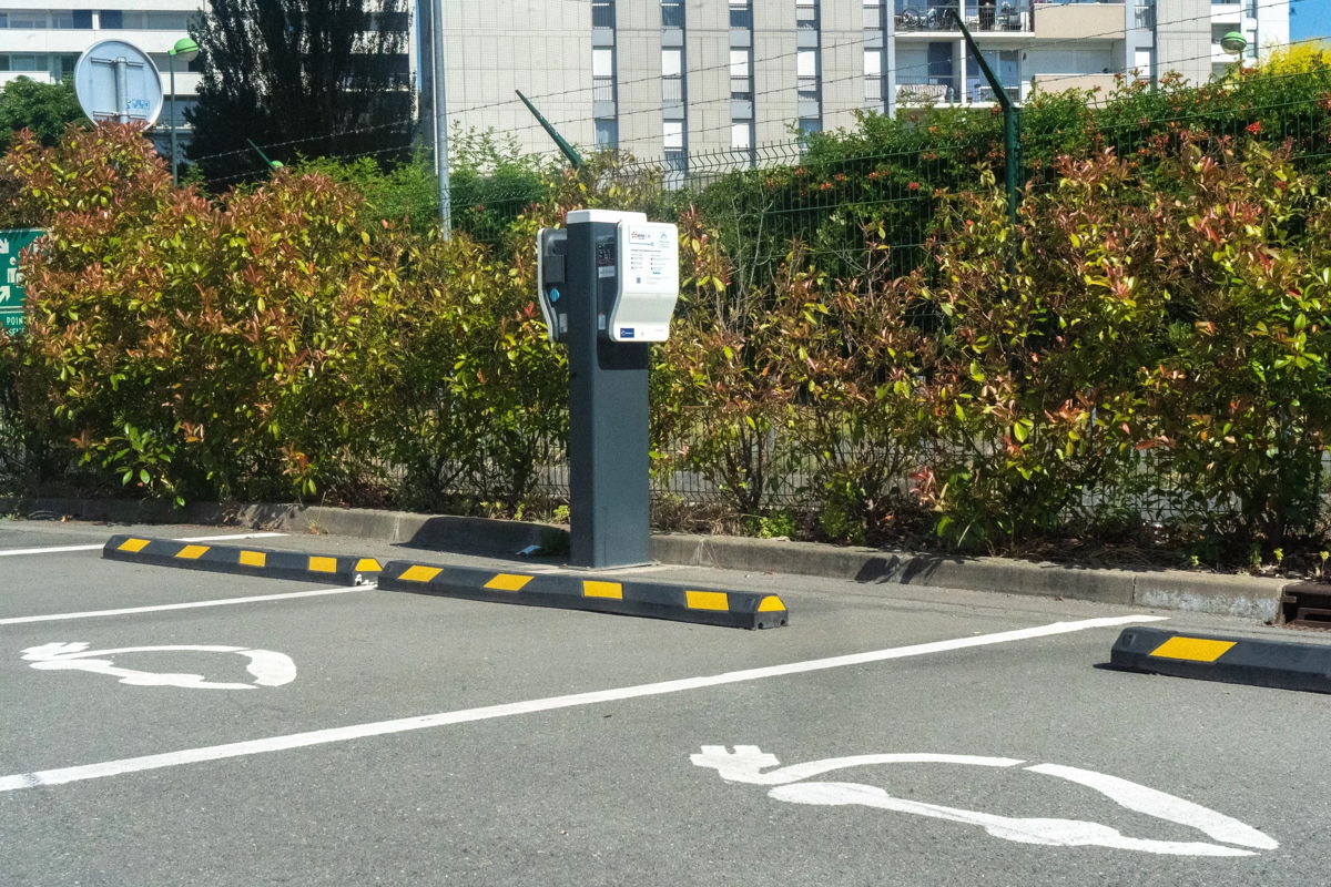 Chantier d'électricité tertiaire à Clichy — EDEC électricien
