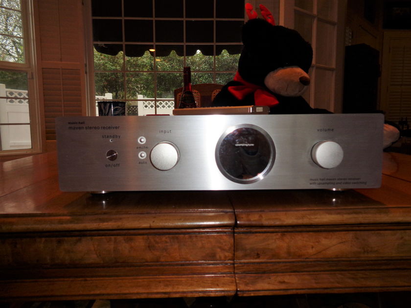 Music Hall Maven Stereo Receiver
